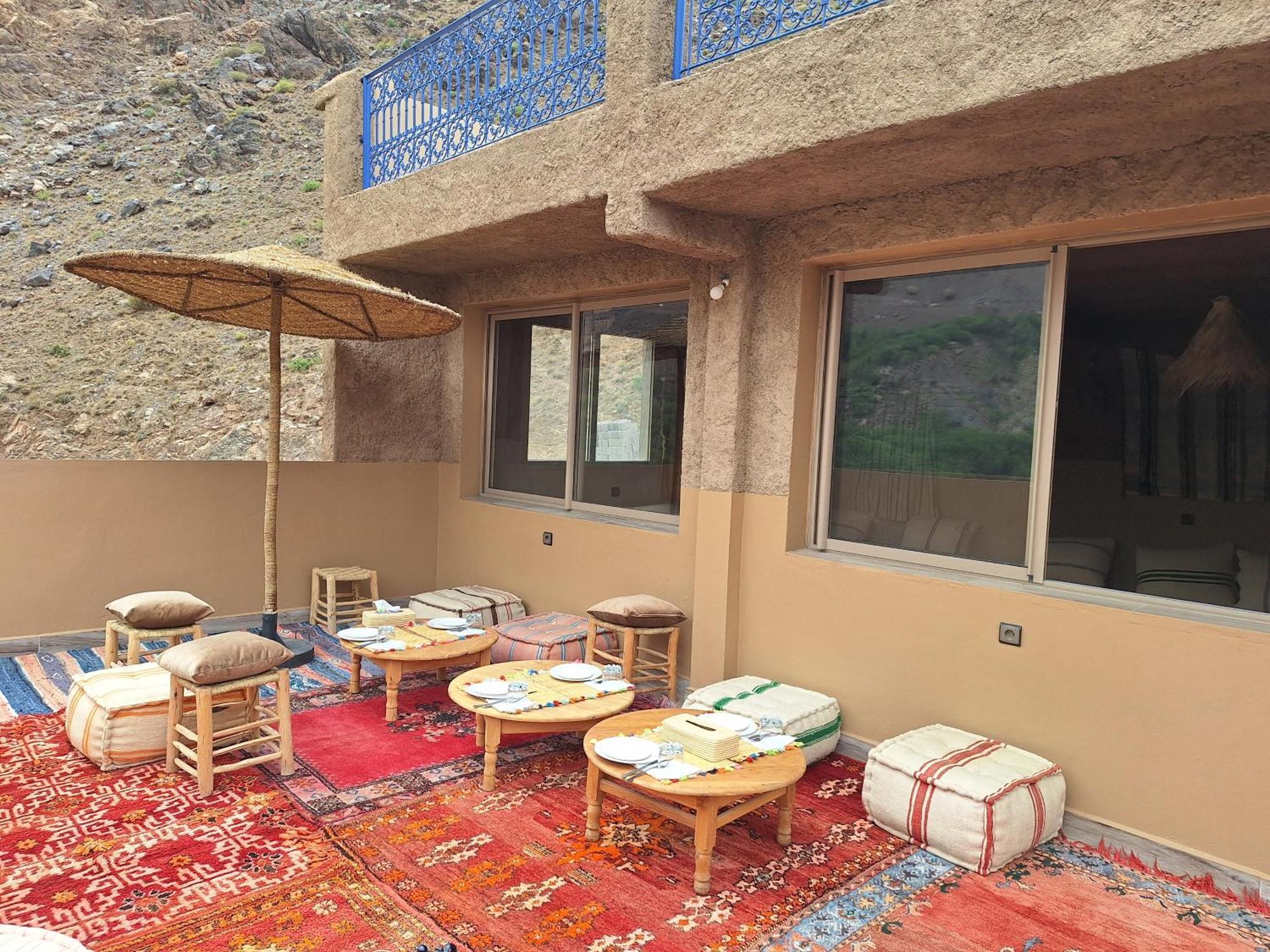 Atlas Berber Lodge イムリル エクステリア 写真