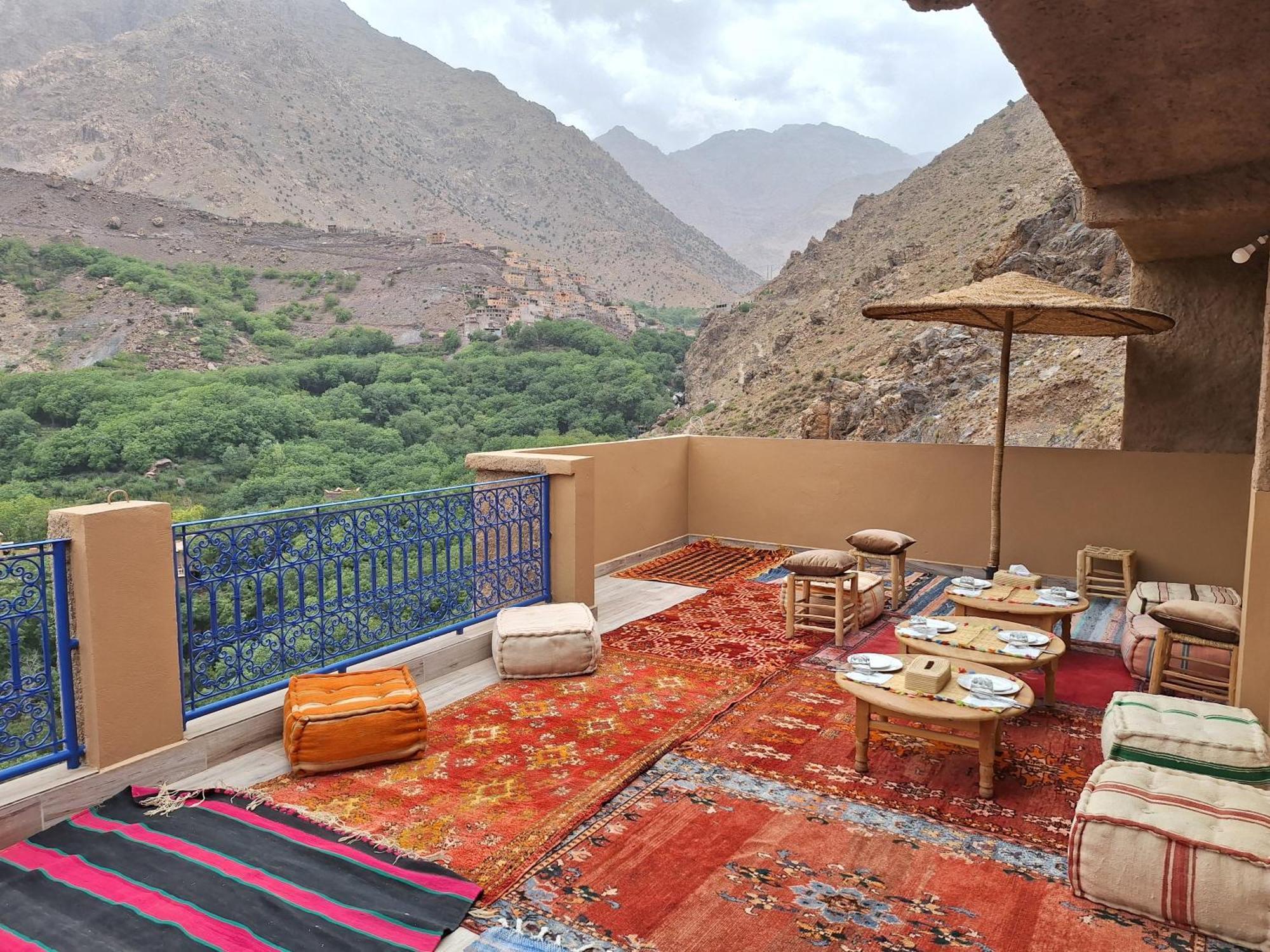 Atlas Berber Lodge イムリル エクステリア 写真