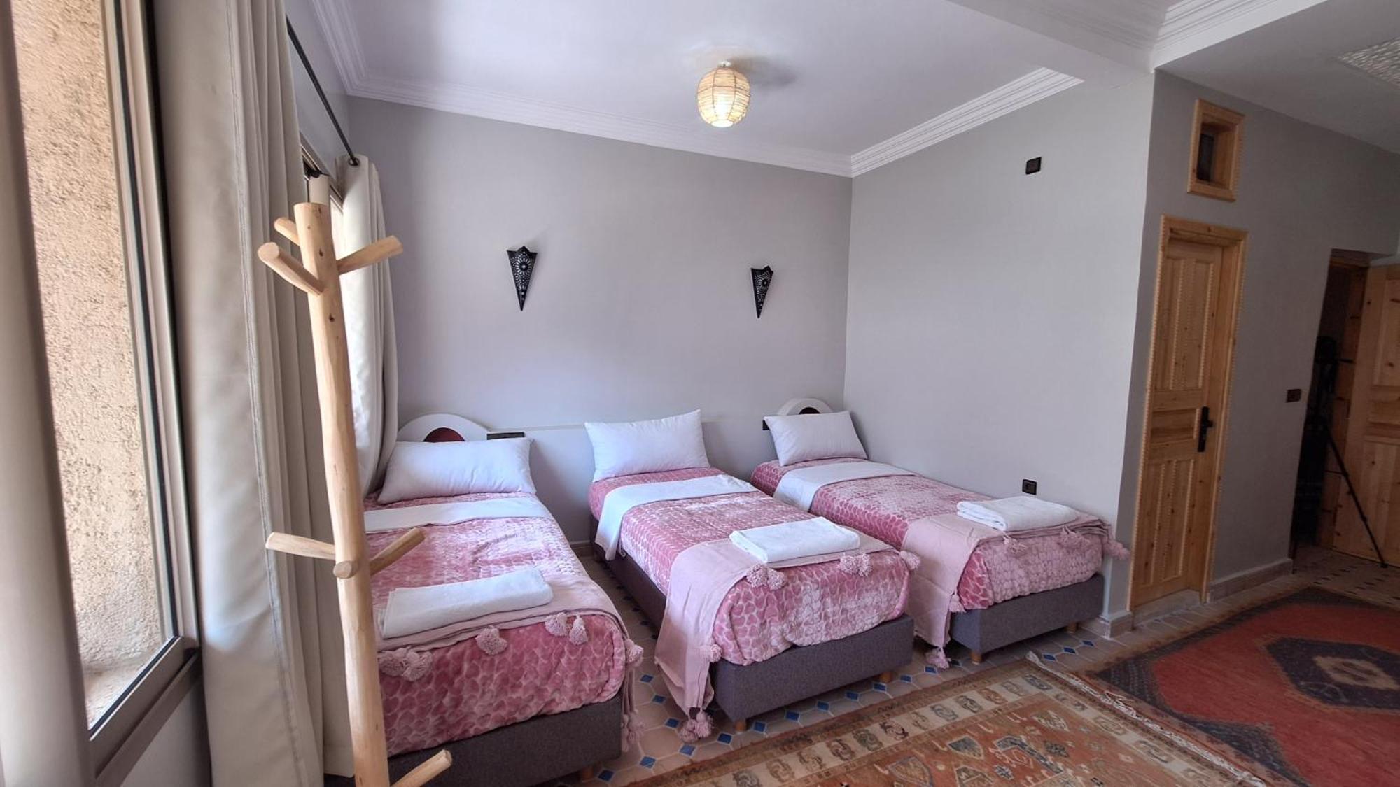Atlas Berber Lodge イムリル エクステリア 写真